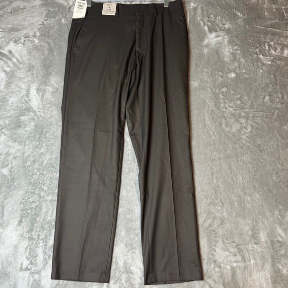 Reaction Kenneth Cole Other - REACTION KENNETH COLE Mens Stretch Slim Fit Dress Pants 32W 29L Brown NWT